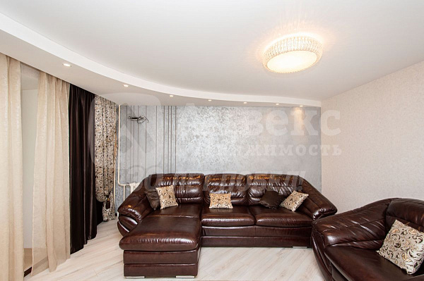 Квартира 2-комн., 93.4 м²