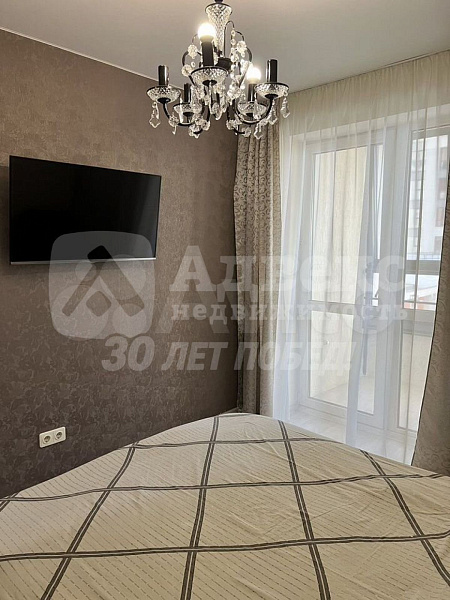 Квартира 3-комн., 76.3 м²