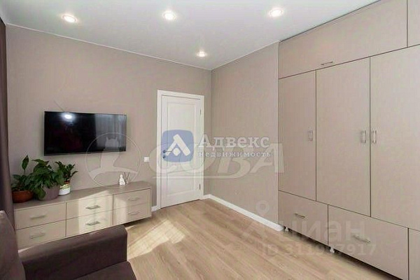 Квартира 3-комн., 69 м²