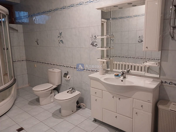 Коттедж 335 м² Коттедж 335 м²