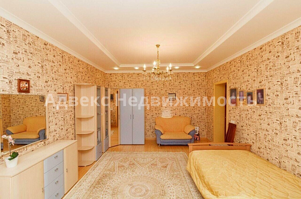 Квартира много-комн., 282 м²