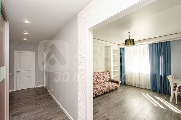 Квартира 3-комн., 72.3 м²