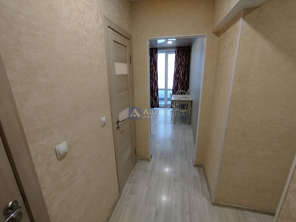 Квартира 1-комн., 37 м²