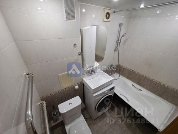 Квартира 3-комн., 58 м²