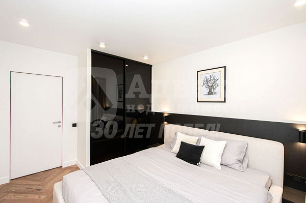 Квартира 2-комн., 64.9 м²