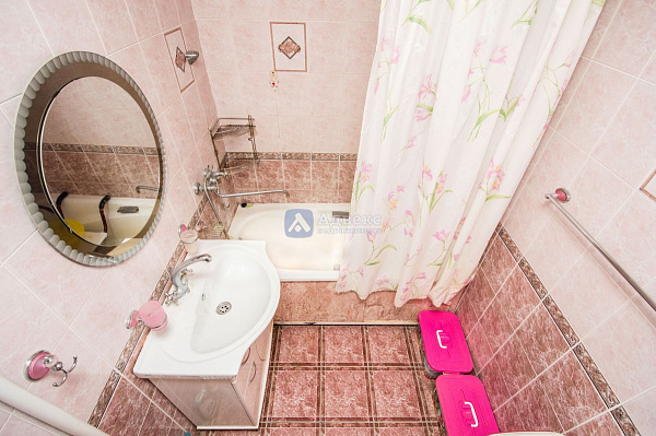 Квартира 2-комн., 67.7 м²