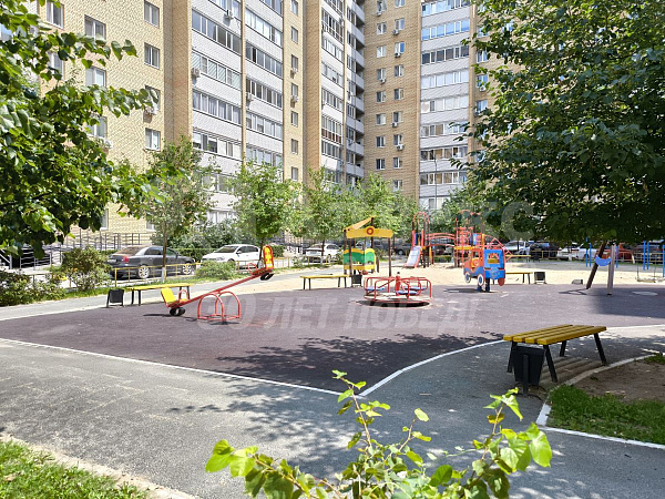 Квартира 3-комн., 82.8 м²