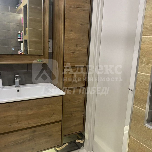 Квартира 3-комн., 92.7 м²