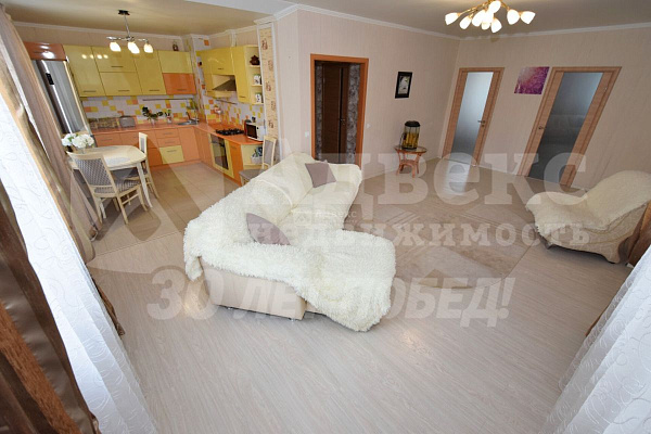 3-к квартира, 102 кв.м.