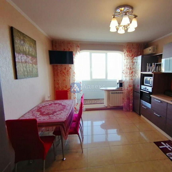 3-к квартира, 96 кв.м. 3-к квартира, 96 кв.м.