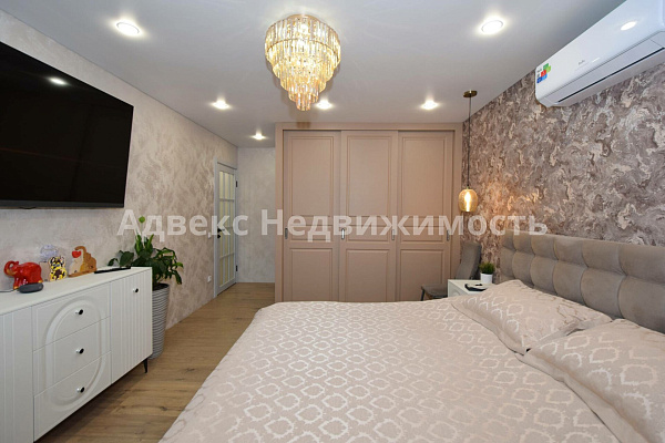 Квартира 3-комн., 93 м²