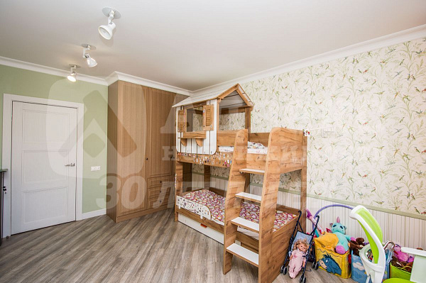 Квартира 3-комн., 117 м²