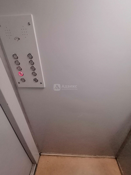 Квартира 3-комн., 145.1 м²