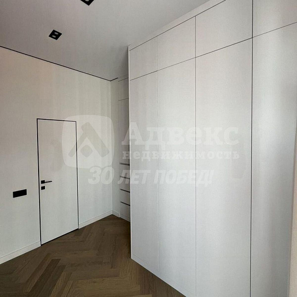 Квартира 2-комн., 82 м²