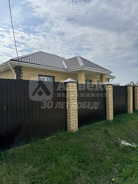 Дом 100.6 м²