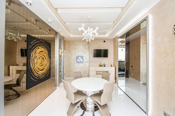 Квартира 3-комн., 119 м²