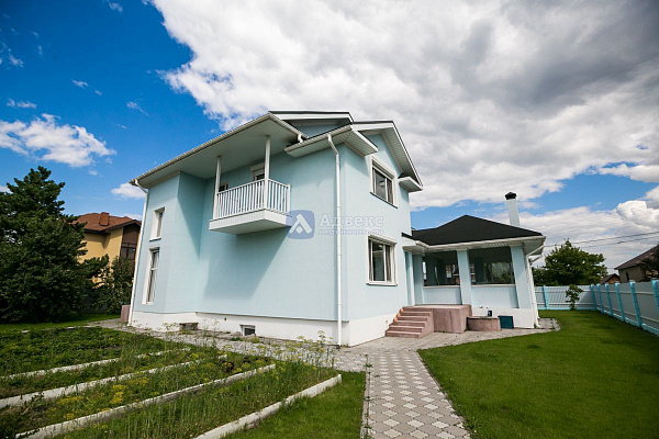 Коттедж 391 м² Коттедж 391 м²