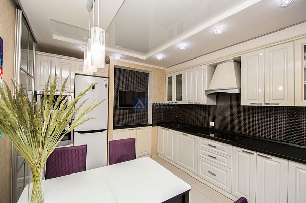 Квартира 3-комн., 83.4 м² Квартира 3-комн., 83.4 м²