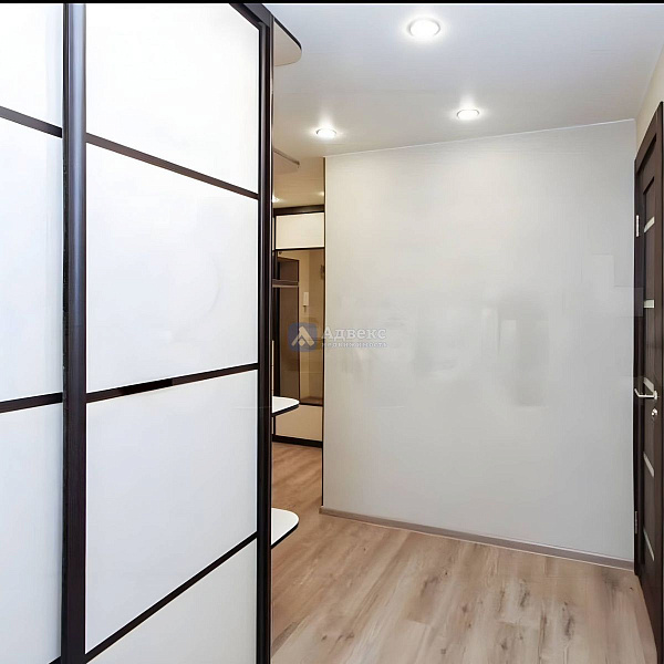 Квартира 1-комн., 49 м² Квартира 1-комн., 49 м²