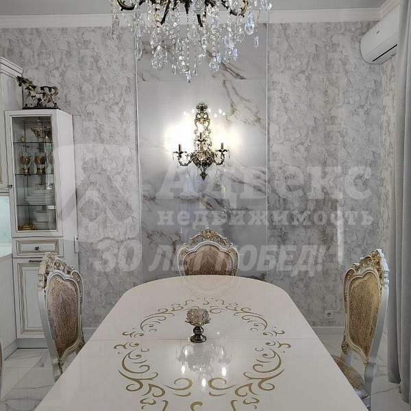 Коттедж 301.2 м²