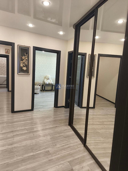 Квартира 3-комн., 92.4 м²