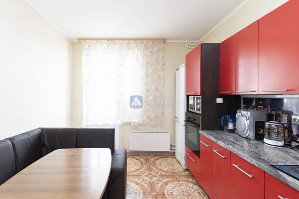 Квартира 3-комн., 77.3 м²