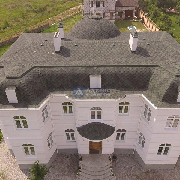 Коттедж 410 м²