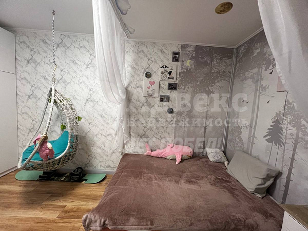 Квартира 3-комн., 85 м²