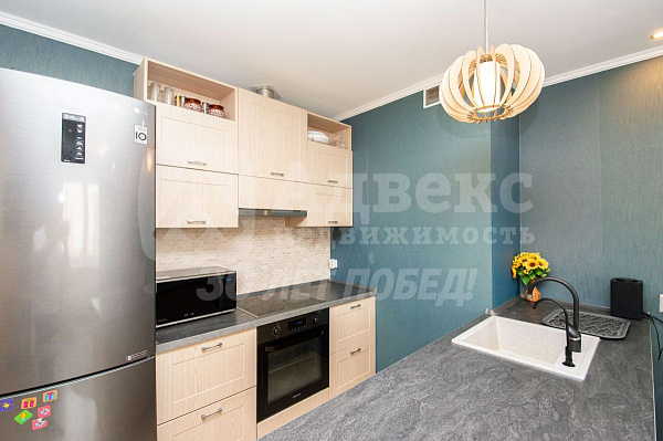 Квартира 3-комн., 77 м²