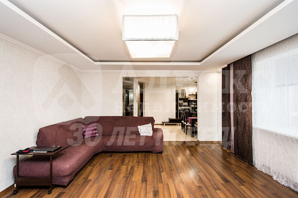 4-к квартира, 120 кв.м.