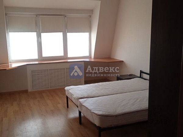 4-к квартира, 130 кв.м. 4-к квартира, 130 кв.м.