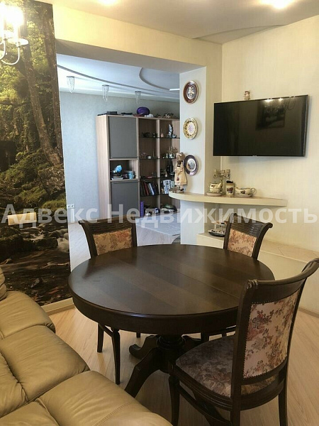 Квартира 3-комн., 110 м²