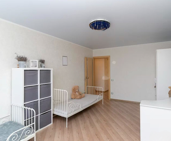 Квартира 3-комн., 90.2 м²
