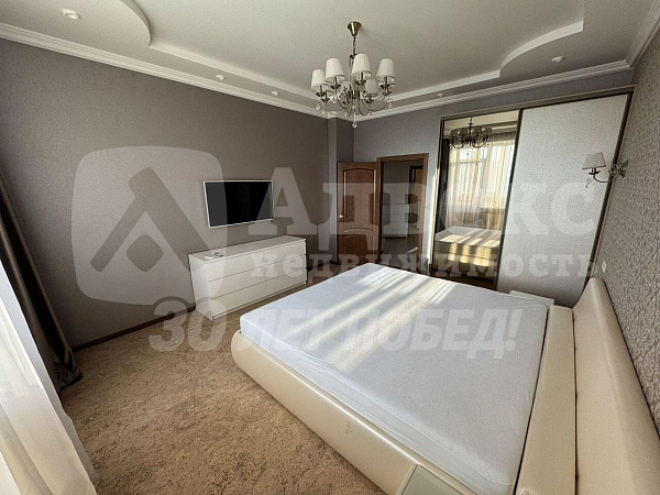 Квартира 2-комн., 76.9 м²