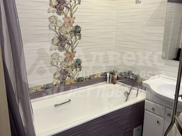 Квартира 2-комн., 81.7 м²