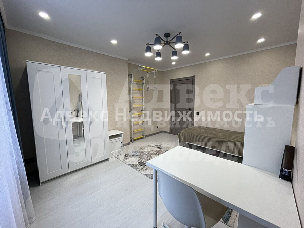 Квартира 3-комн., 105.4 м²