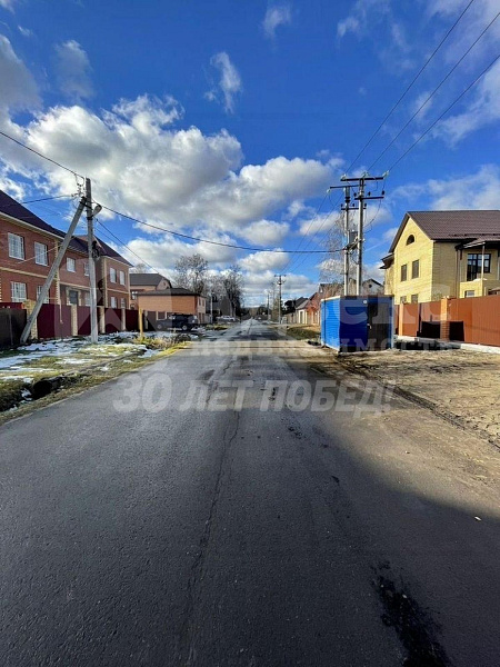 Дом, 200 кв.м.