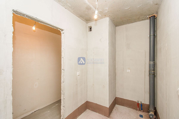 Квартира 4-комн., 76.3 м²