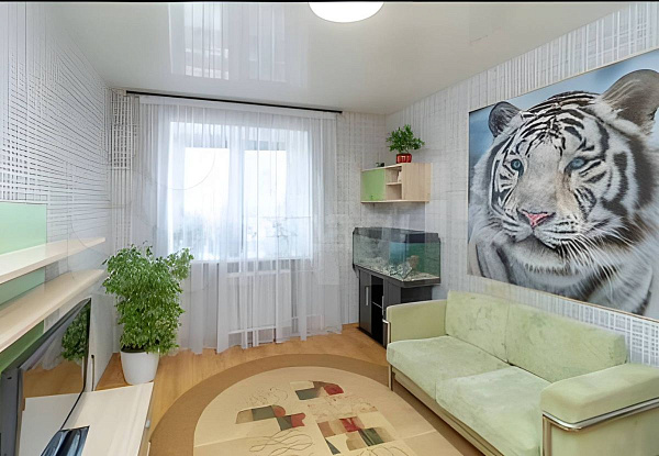Квартира 3-комн., 725 м²