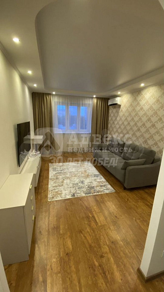 Квартира 1-комн., 45 м²