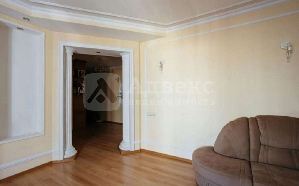 Квартира 3-комн., 93.3 м²