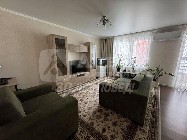 Квартира 3-комн., 75 м²