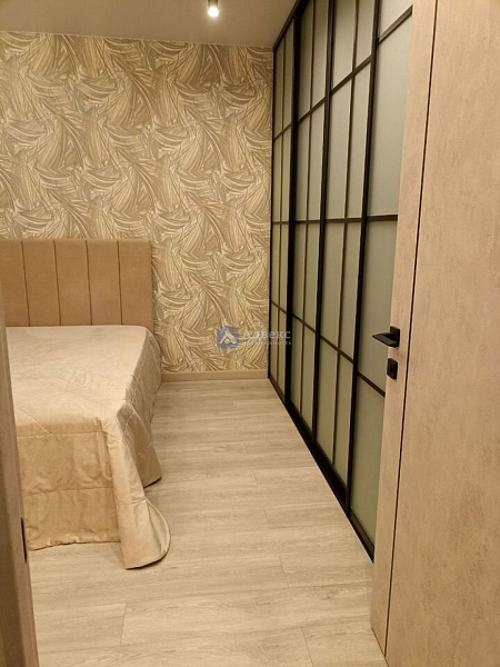 Квартира 1-комн., 37 м²