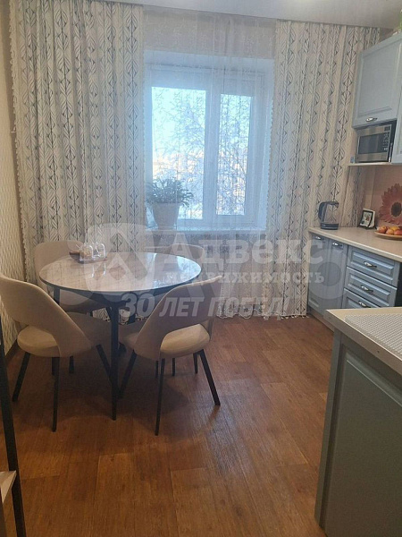 Квартира 2-комн., 53 м²