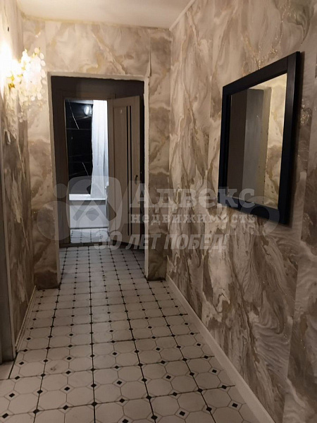 Квартира 3-комн., 68 м²