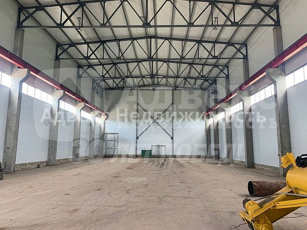 Склад 3258 м²