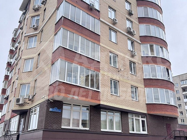 Квартира 2-комн., 92.7 м²