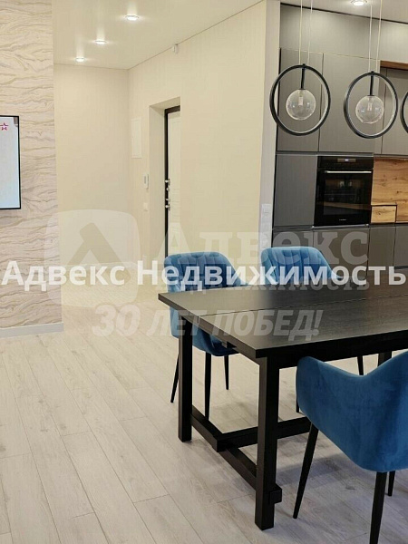 Квартира 3-комн., 103 м²
