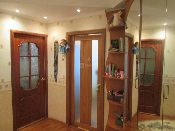 Квартира 3-комн., 93.1 м²