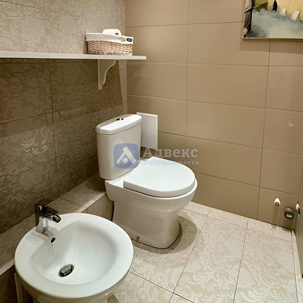 Квартира 3-комн., 82.3 м²